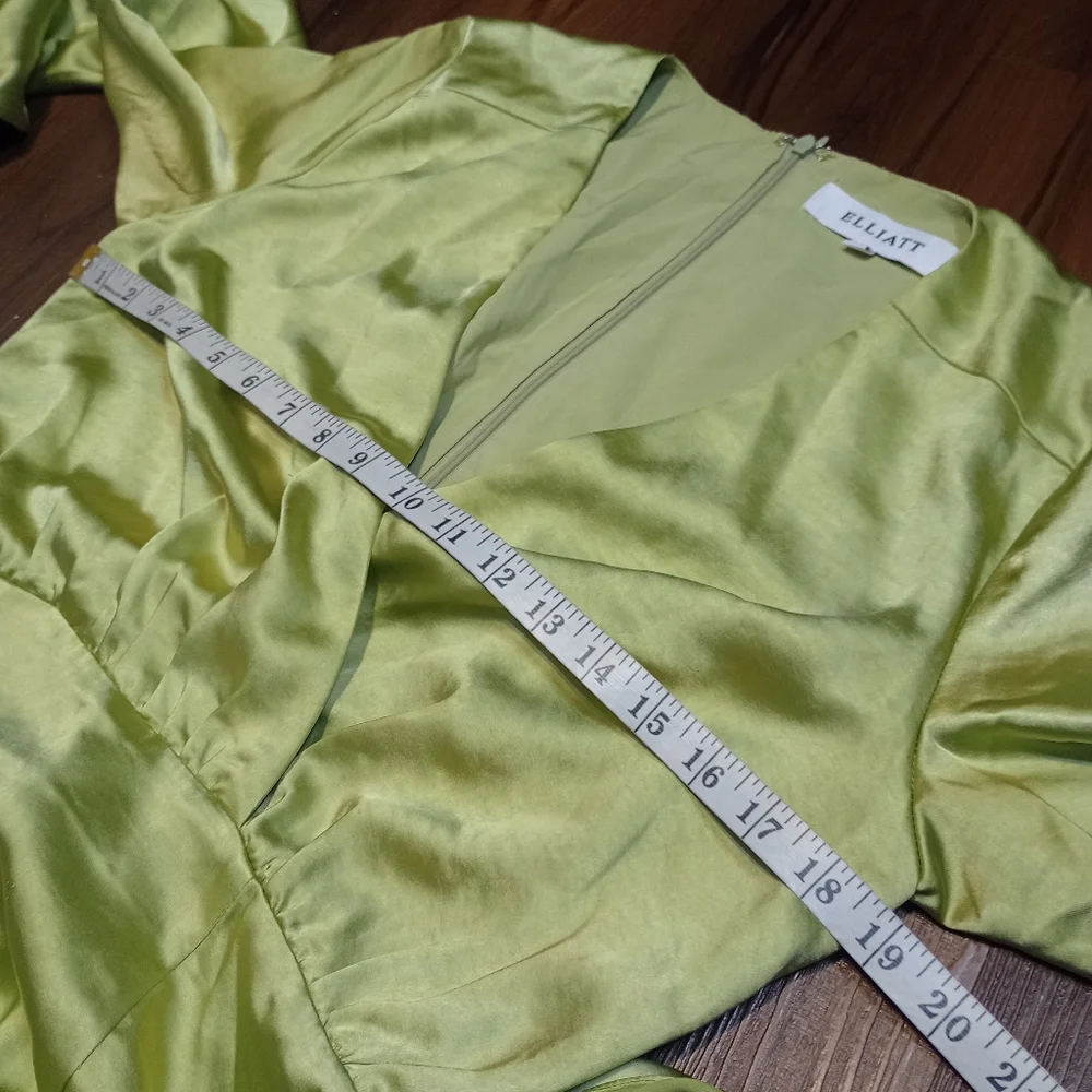Revolve elliatt Kai Maxi Dress in Avocado - Picture 6 of 16